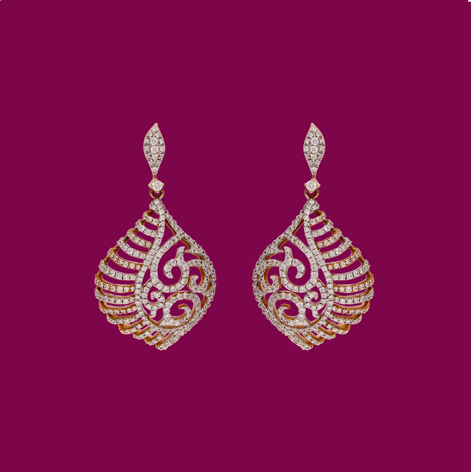 DIAMOND STUD